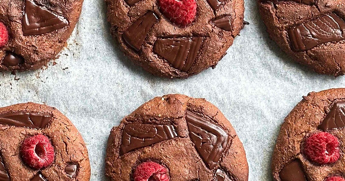 Double Choc Protein Cookies Recipe | Samsung Food App