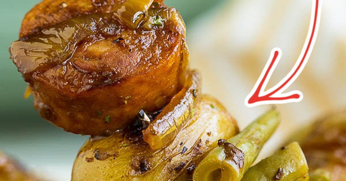 SKILLET SAUSAGE POTATOES AND GREEN BEANS RECIPE Recipe | Samsung Food App