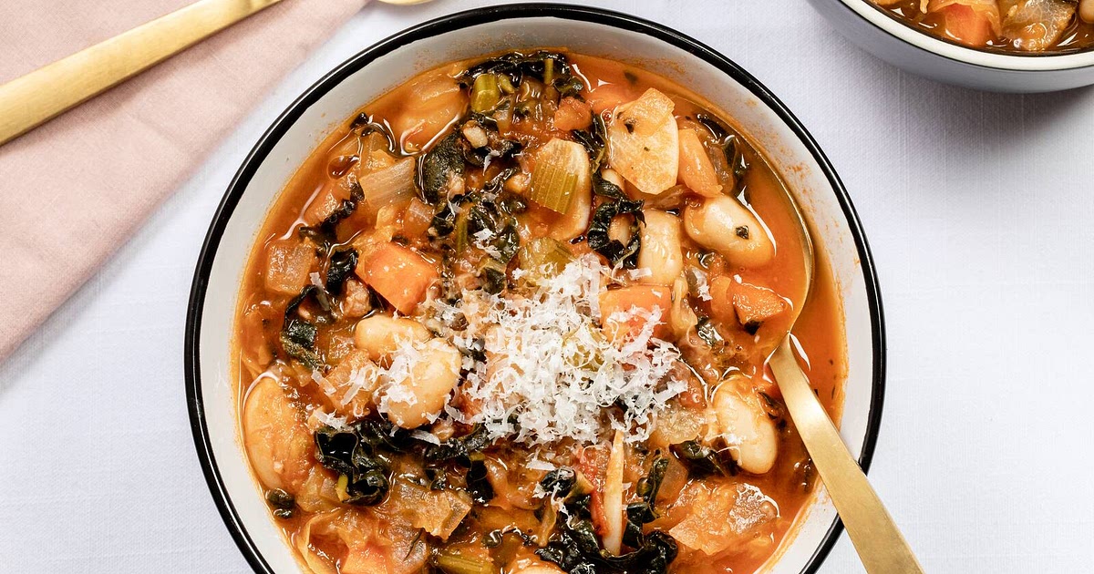 Tuscan Bean and Kale Soup Recipe | Samsung Food App