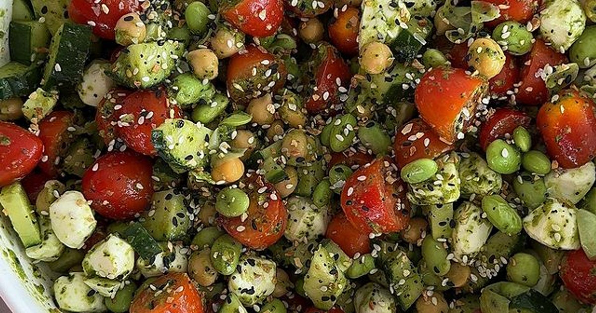 this entire recipe has 81G PROTEIN!! sign me up for all the lett Recipe | Samsung Food App