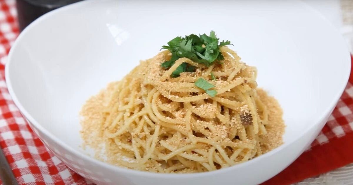 Pasta ca’ Muddica Atturrata (Pasta with Toasted Breadcrumbs) Recipe | Samsung Food App