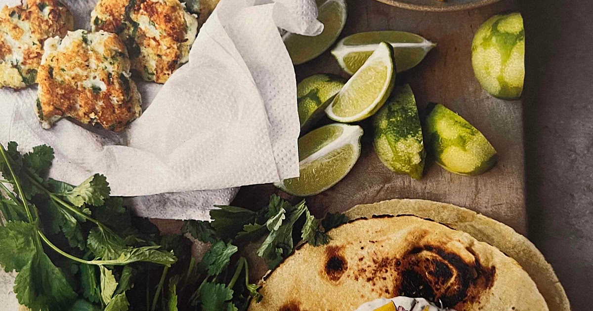 Fishcake tacos with mango, lime and cumin yoghurt Recipe | Samsung Food App