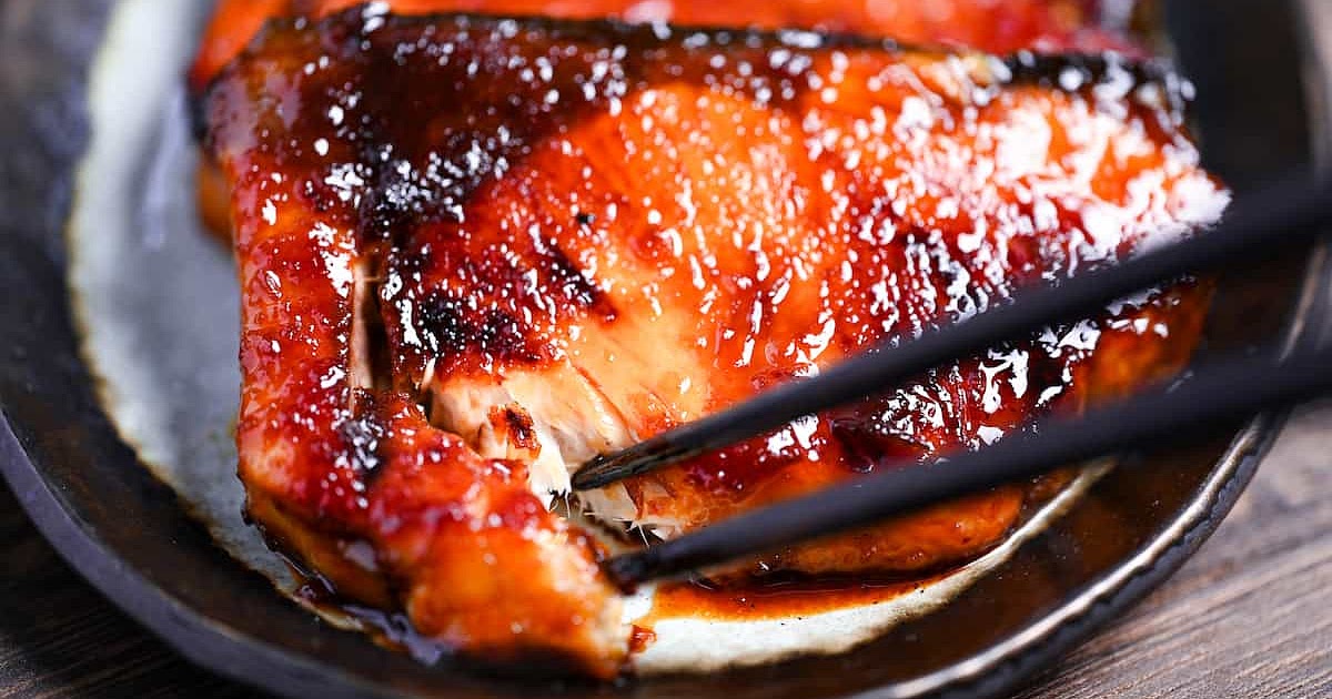 Yellowtail Fish Teriyaki Recipe (Buri no Teriyaki) | Samsung Food App