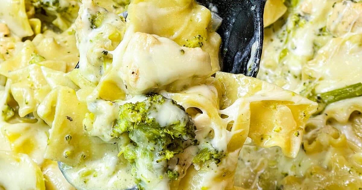 Chicken Broccoli Lasagna Skillet Recipe | Samsung Food App