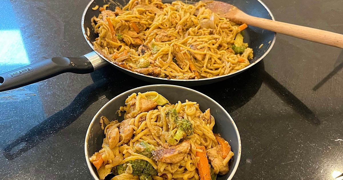 Sticky Satay Chicken Noodles Recipe | Samsung Food App