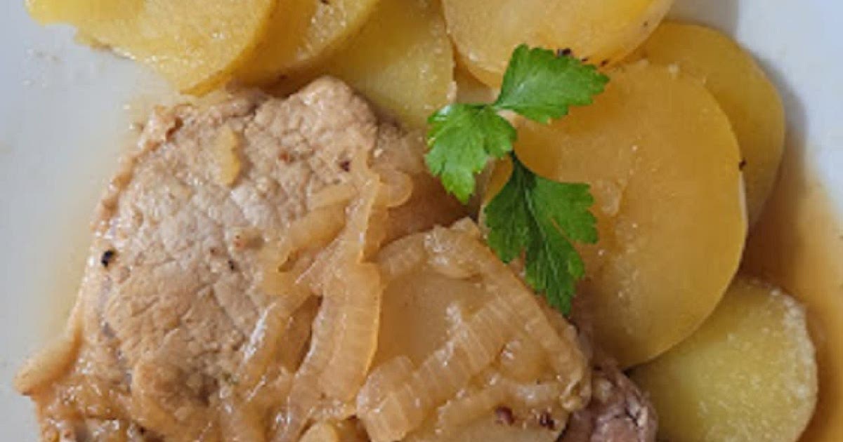 One Pan Pork Chops and Potatoes Recipe | Samsung Food App