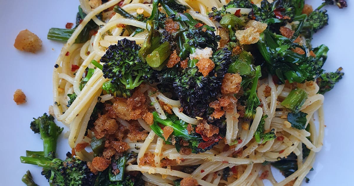 Spaghetti with Purple Sprouting Broccoli and Breadcrumbs Recipe | Samsung Food App