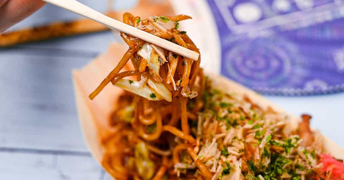 How To Make ULTIMATE Yakisoba from Fresh Noodles (Secret Ingredient Inside!) | Sudachi Recipe | Sams