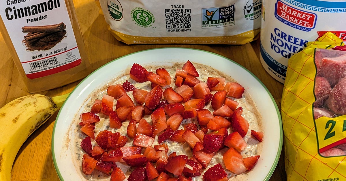 Strawberry Chia Protein Oatmeal Recipe | Samsung Food App
