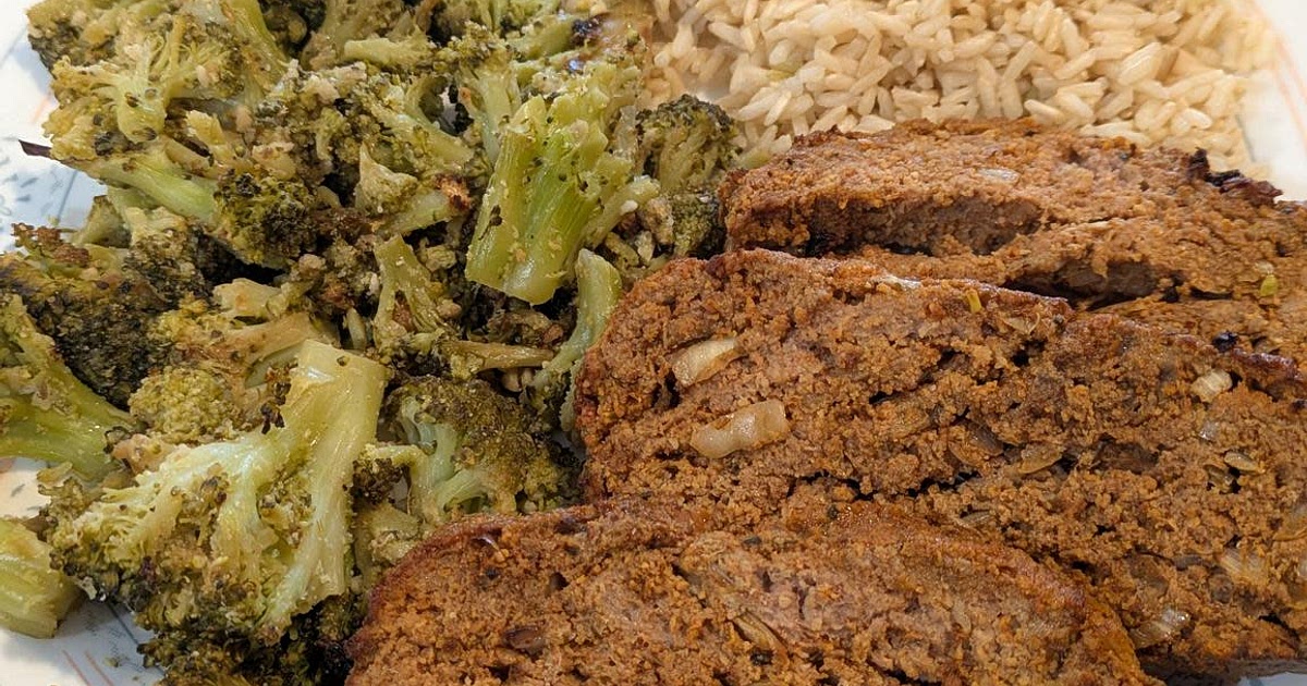 Classic BBQ Meatloaf and Lemon Roasted Broccoli Recipe | Samsung Food App