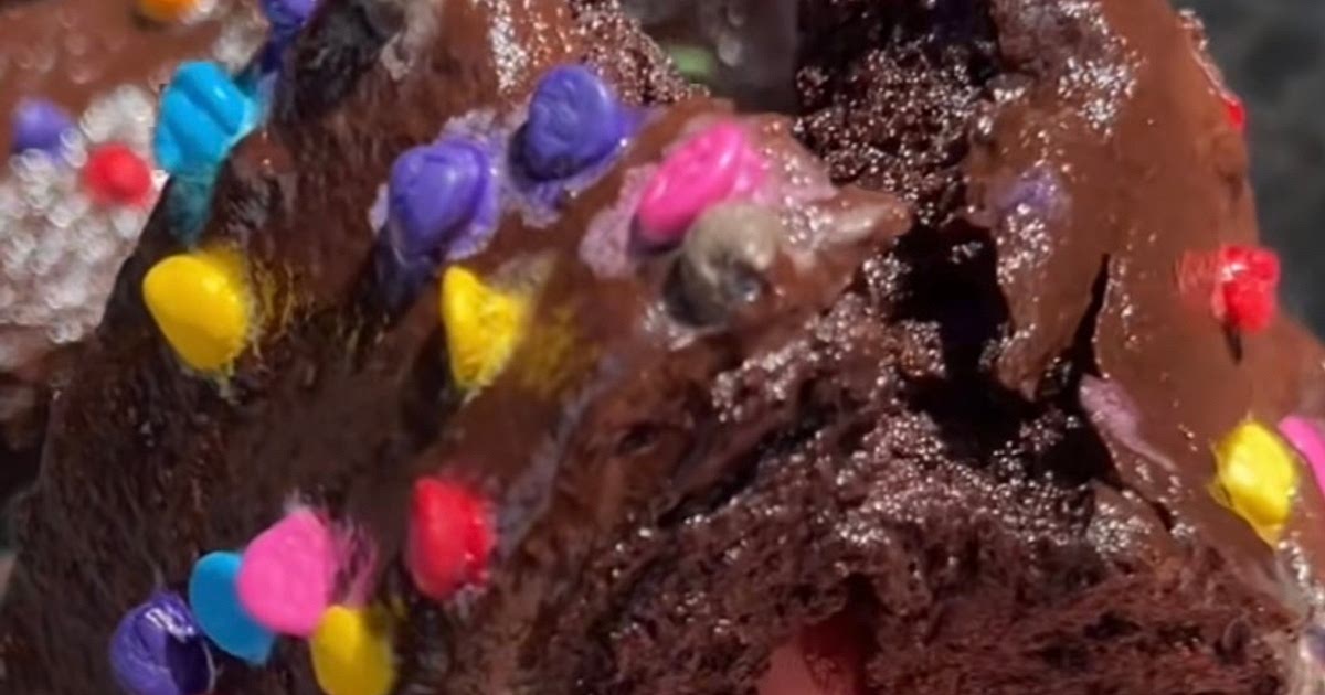 Cosmic Brownies (90 cal) Recipe | Samsung Food App