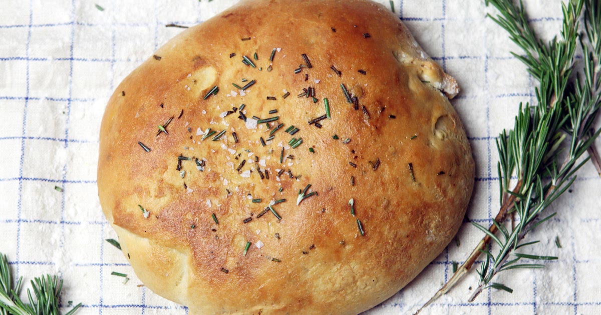Romano's Macaroni Grill Rosemary Bread Recipe | Samsung Food App