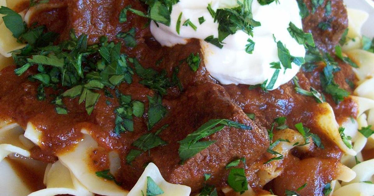 Smoked Paprika Goulash for the Slow Cooker Recipe | Samsung Food App
