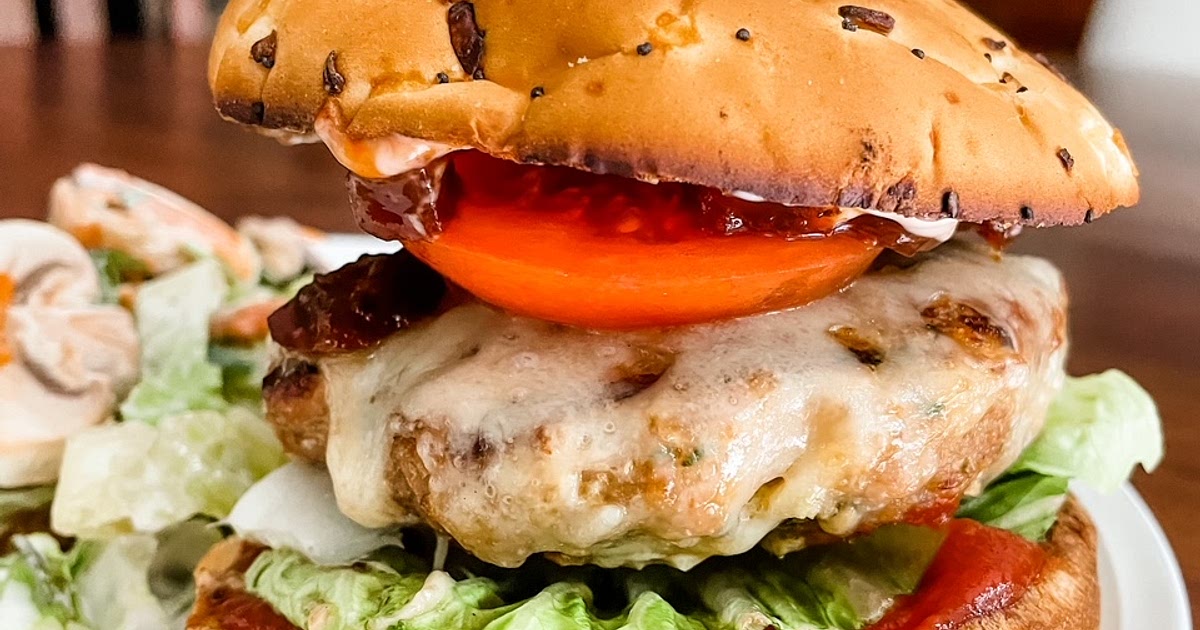 The Best Grilled Turkey Burgers Recipe | Samsung Food App