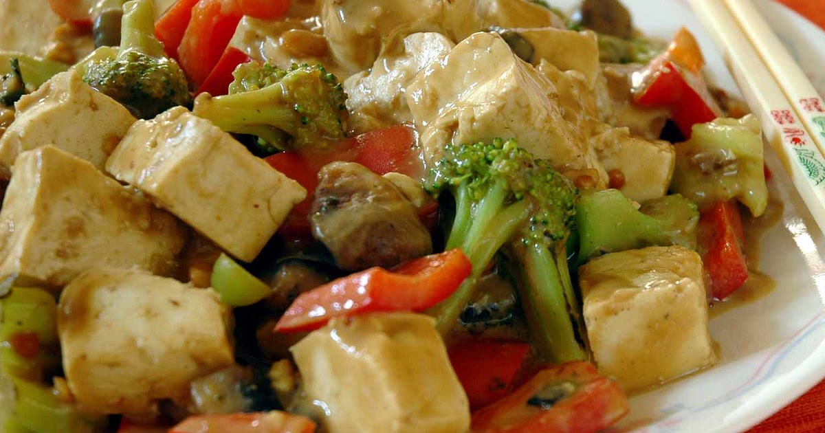 Tofu and Veggies in Peanut Sauce Recipe | Samsung Food App