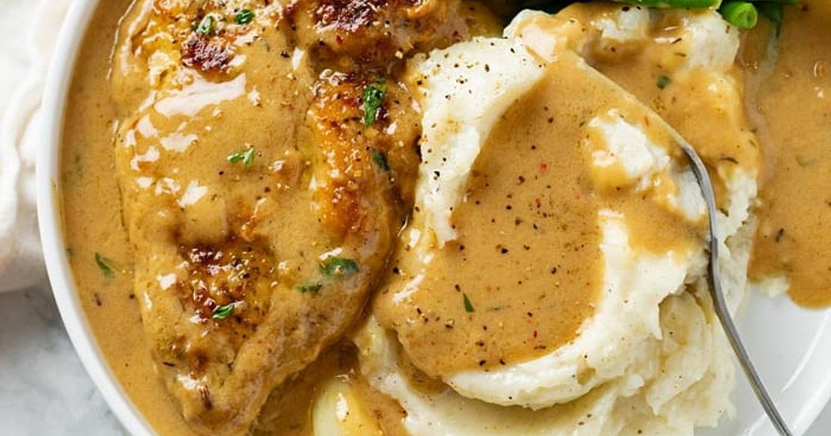 Creamy Garlic Chicken Recipe | Samsung Food App