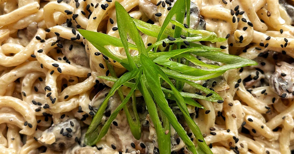 Creamy Udon With Miso Mushrooms Recipe | Samsung Food App