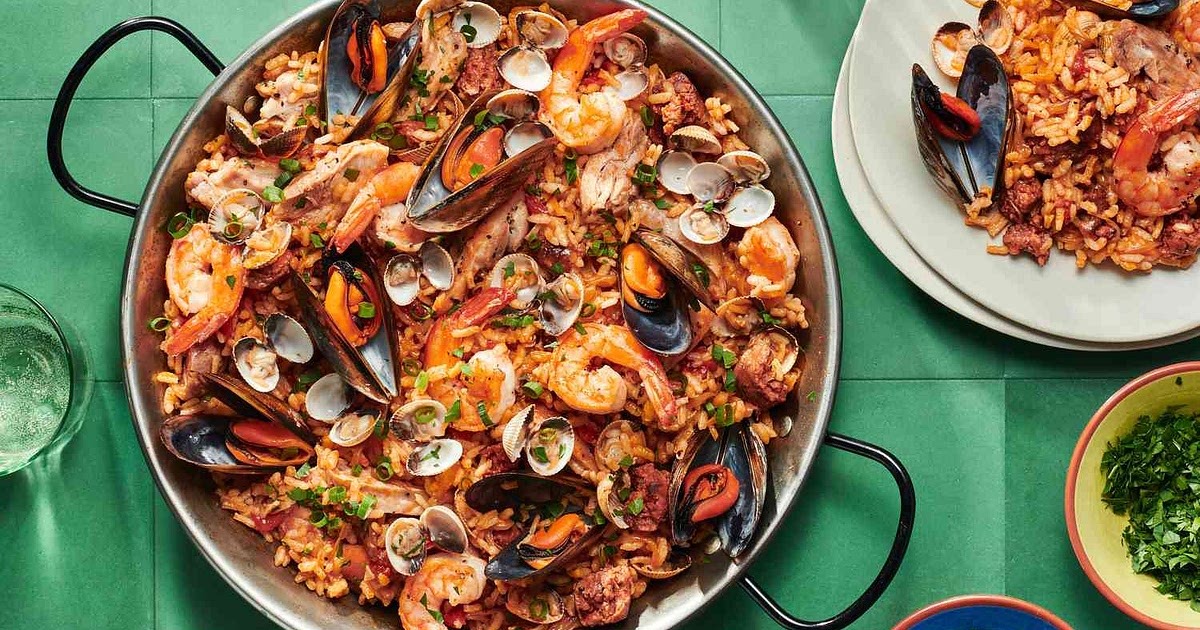 Seafood and Chicken Paella with Chorizo Recipe | Samsung Food App