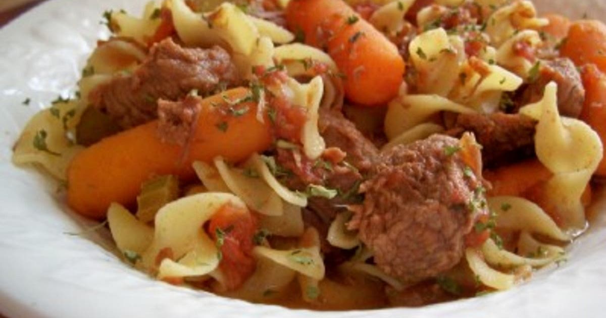 Slow Cooker Beef Noodle Stew Recipe | Samsung Food App