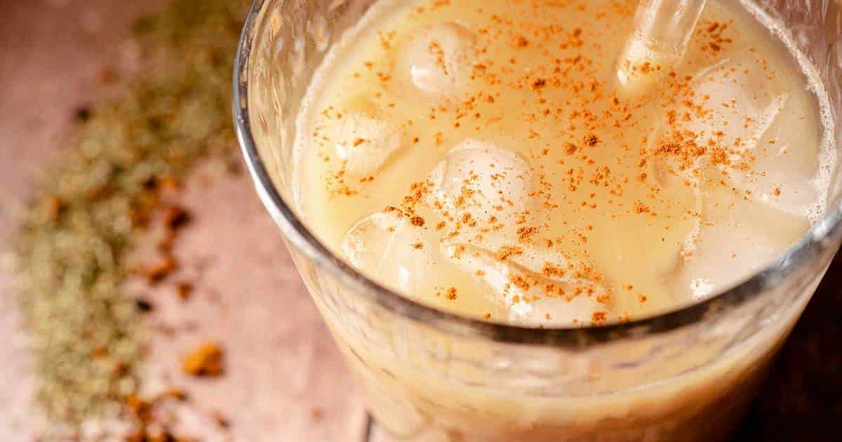 Iced Dandelion Chaga Latte Recipe | Samsung Food App