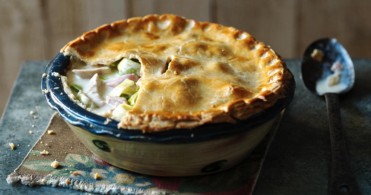 Hairy Bikers' creamy chicken, ham and leek pie Recipe | Samsung Food App