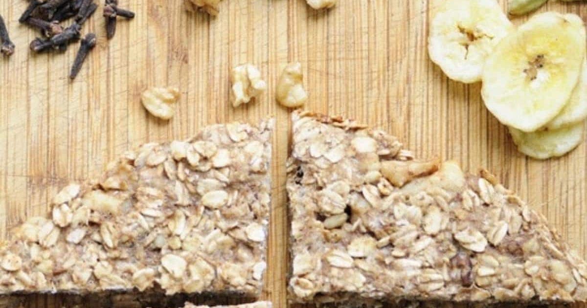 Chewy Banana Oatmeal Bars Recipe | Samsung Food App