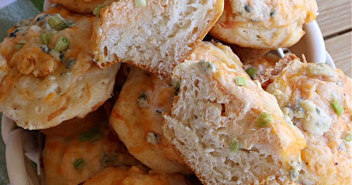 Buffalo Chicken Pizza Cups Recipe | Samsung Food App