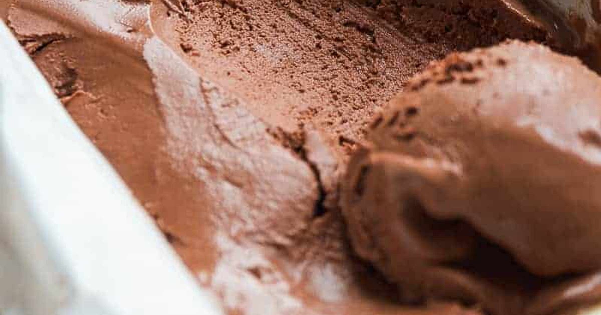 Chocolate Greek Yogurt Ice Cream Recipe | Samsung Food App