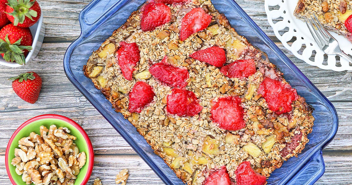 Berry Oatmeal Bake Recipe | Samsung Food App