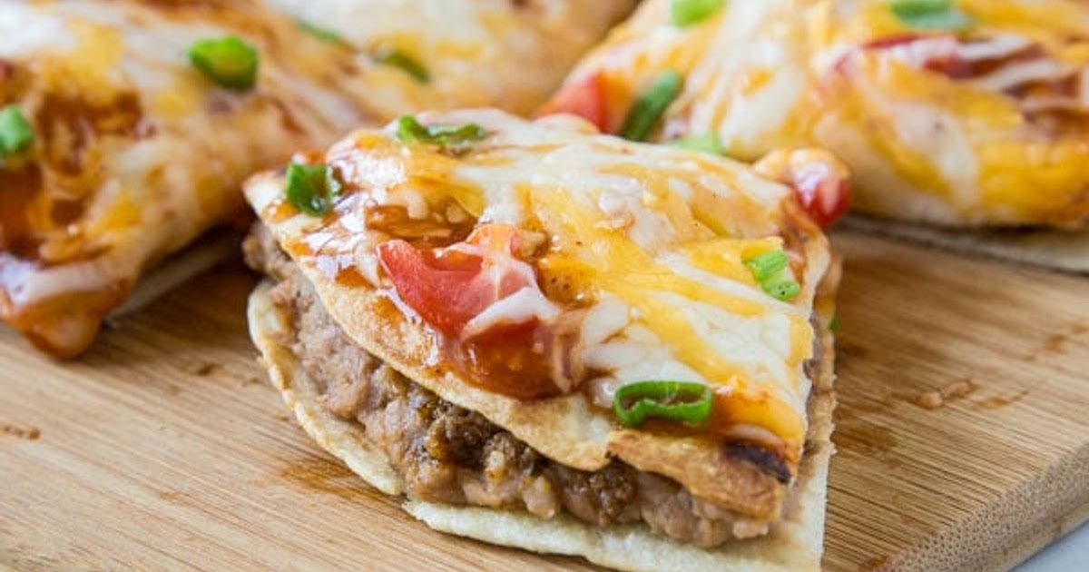 Mexican Pizza Recipe | Samsung Food App