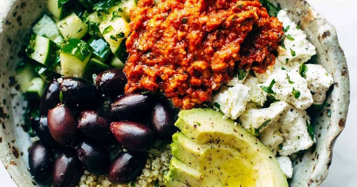 Mediterranean Quinoa Bowls with Roasted Red Pepper Sauce Recipe | Samsung Food App