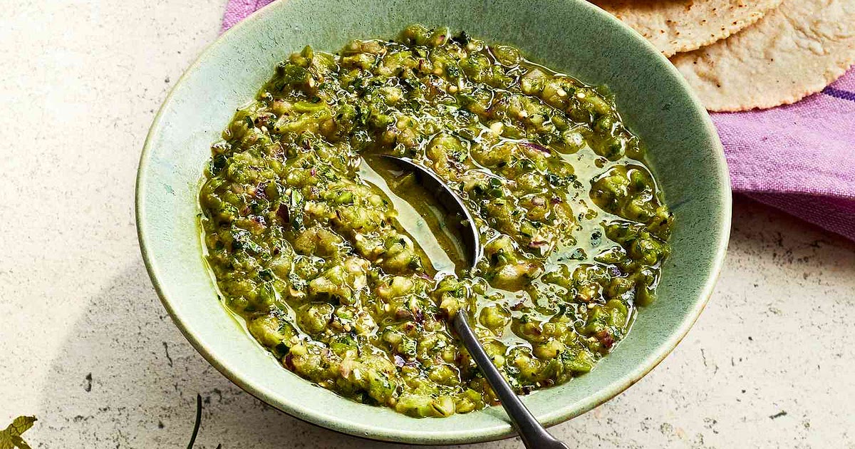Tomatillo Salsa Cruda Recipe | Samsung Food App