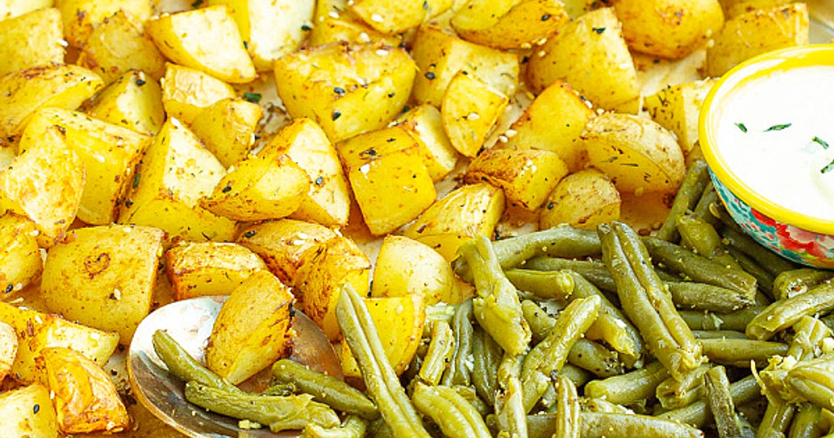 SHEET PAN GREEN BEANS AND POTATOES WITH AVOCADO RANCH Recipe | Samsung Food App