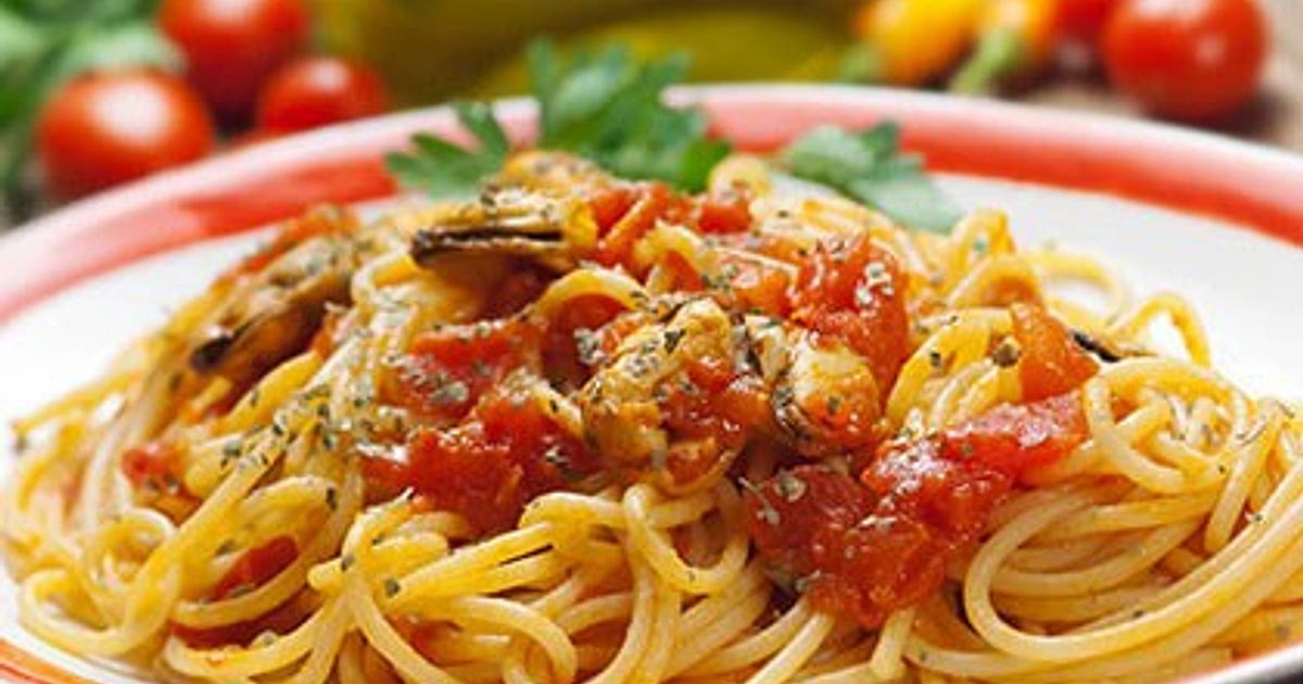 Spaghetti with Clams and Tomatoes Recipe | Samsung Food App
