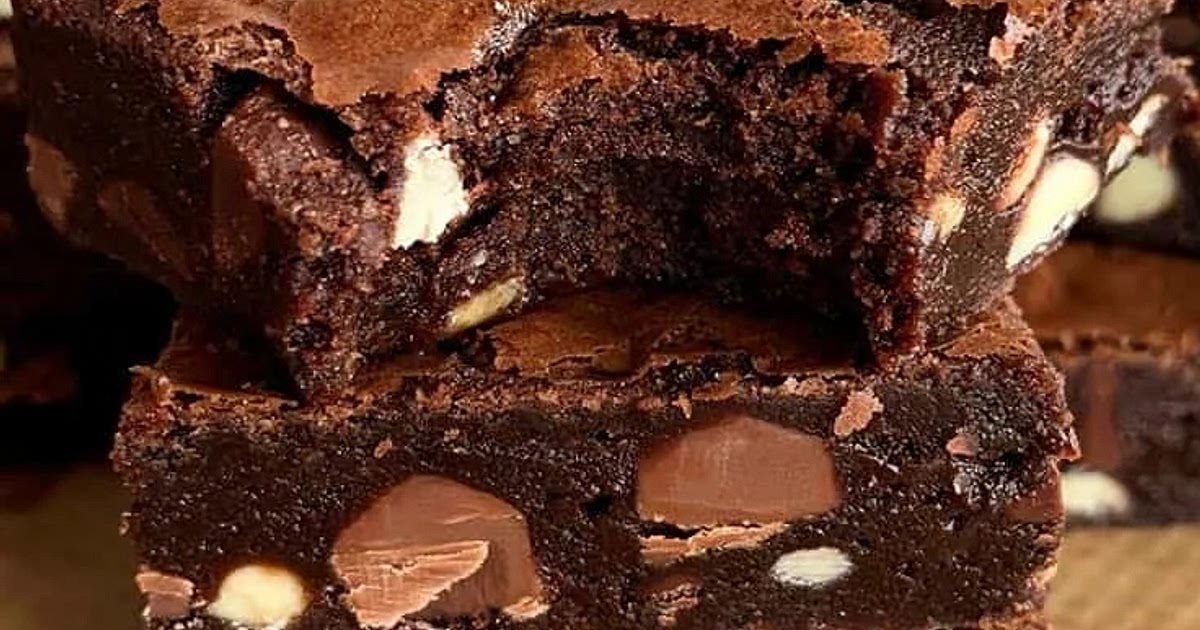 Super Fudgy Triple Chocolate Brownies Recipe | Samsung Food App