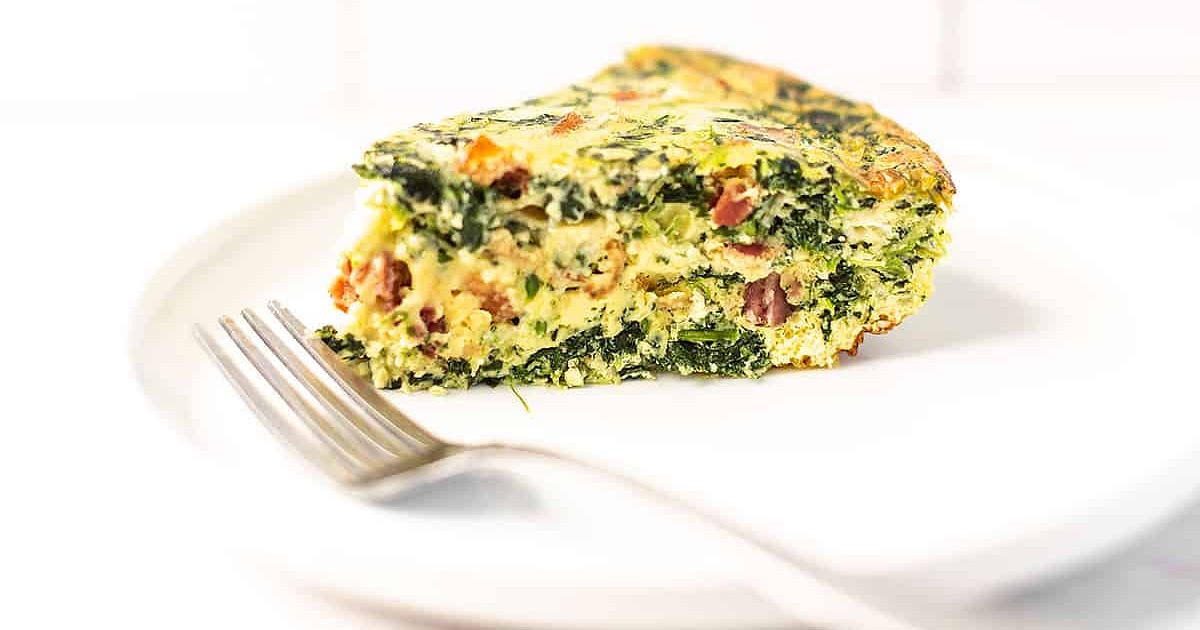 Crustless Quiche with Spinach and Bacon Recipe | Samsung Food App