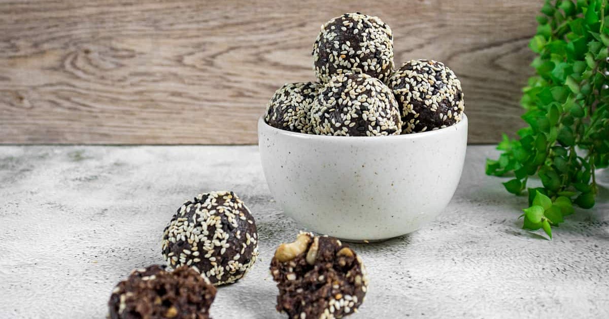 Chocolate Bliss Balls - Coconut & Black Sesame Recipe | Samsung Food App