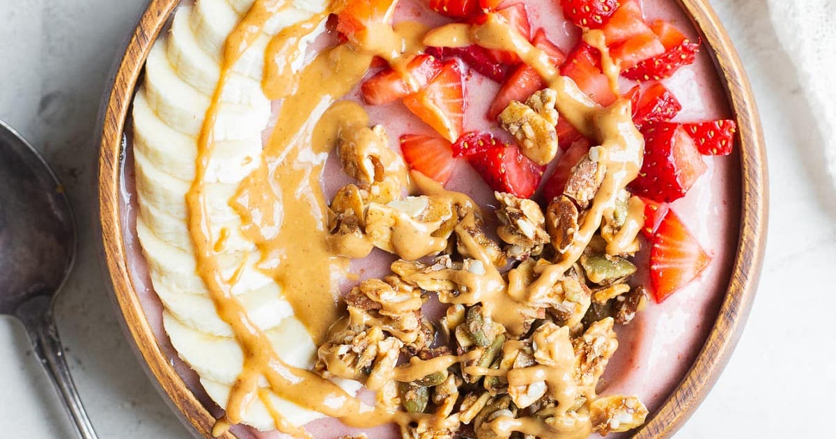 Easy Strawberry Banana Smoothie Bowl Recipe | Samsung Food App
