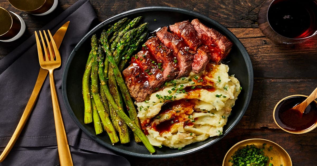 Bavette Steak & Roasted Garlic Pan Sauce with Mashed Potatoes & Asparagus Recipe | Samsung Food App