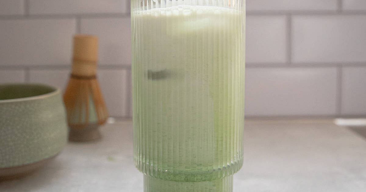 Iced Lavender Matcha Latte Recipe | Samsung Food App