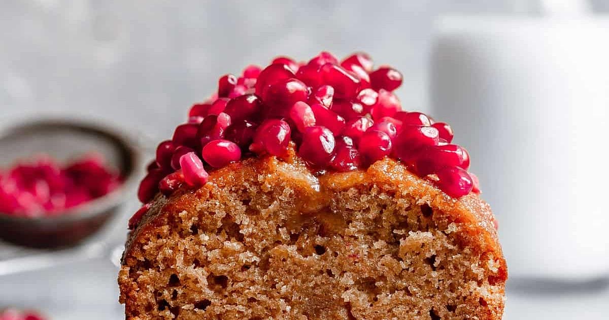 Rosh Hashanah Honey Cake Recipe | Samsung Food App