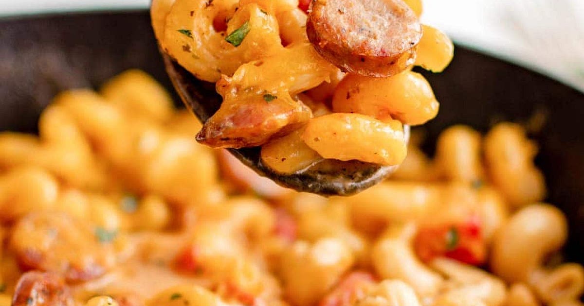One Pan Chicken Apple Sausage Pasta Recipe | Samsung Food App