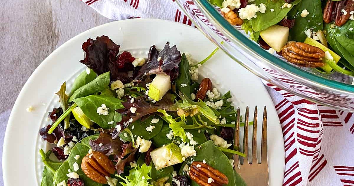 Candied Pecan and Cranberry Pear Salad Recipe | Samsung Food App