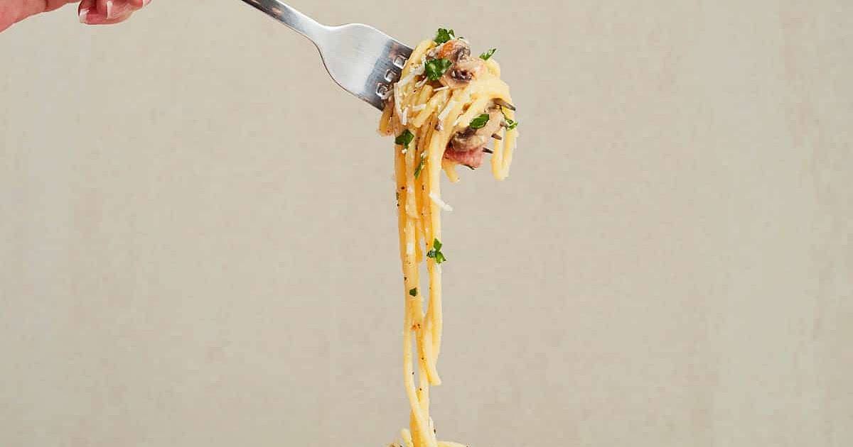 Spaghetti Carbonara | Slimming & Weight Watchers Friendly Recipe | Samsung Food App
