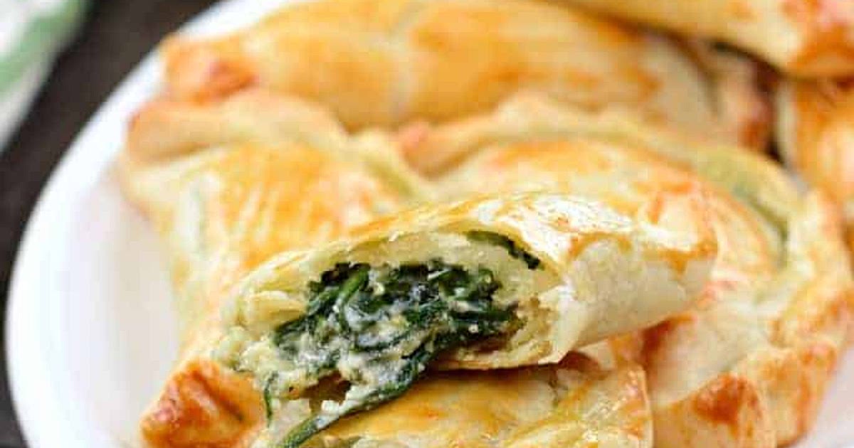 Spinach and Ricotta Empanadas Recipe | Samsung Food App