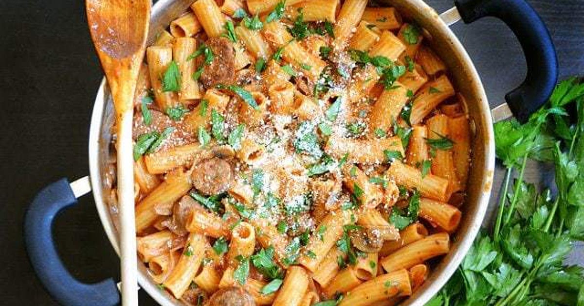 One Pot Sausage & Mushroom Pasta Recipe | Samsung Food App