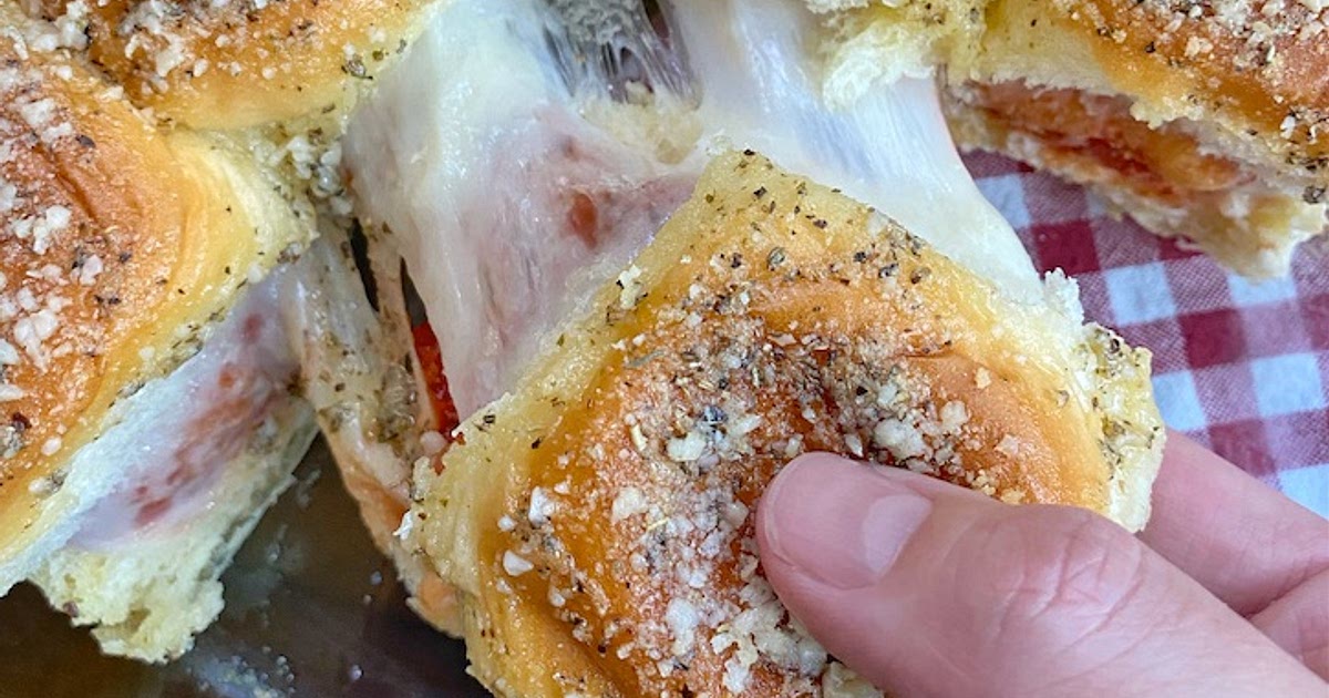 Easy Chicken Parmesan Sliders (Made with Hawaiian Rolls) Recipe | Samsung Food App