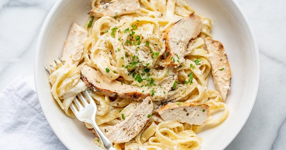 Grilled Chicken Fettuccine Alfredo Recipe | Samsung Food App