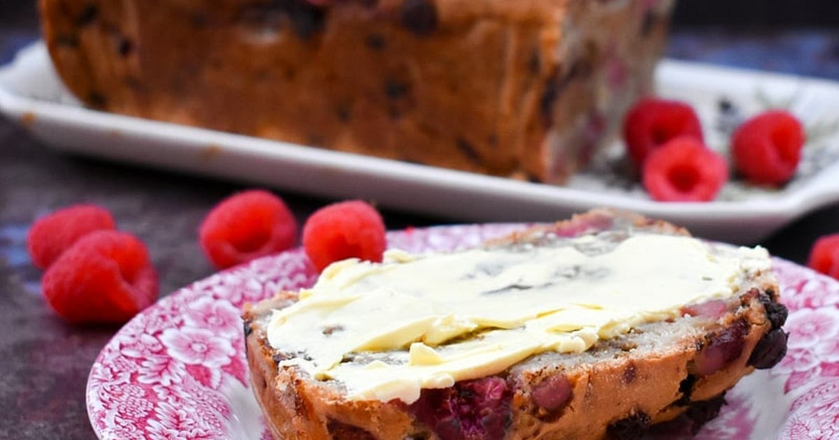 Vegan Raspberry Banana Bread with Chocolate Chips Recipe | Samsung Food App