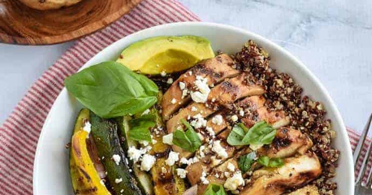 Meal Prep Grilled Chicken Grain Bowls Recipe | Samsung Food App